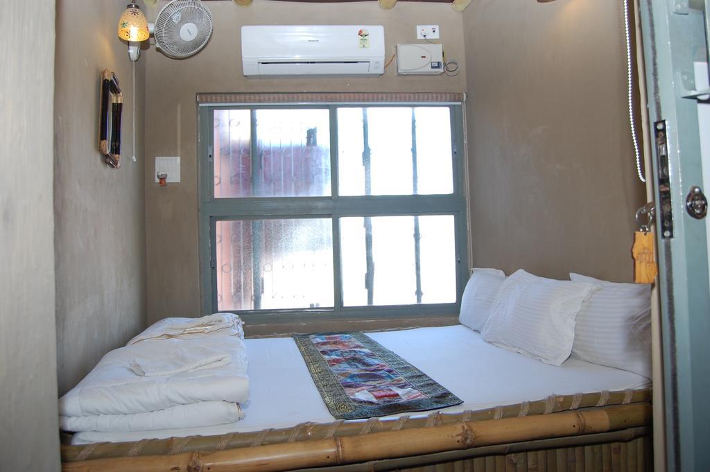 Shri Guest House Varanasi Quarto foto