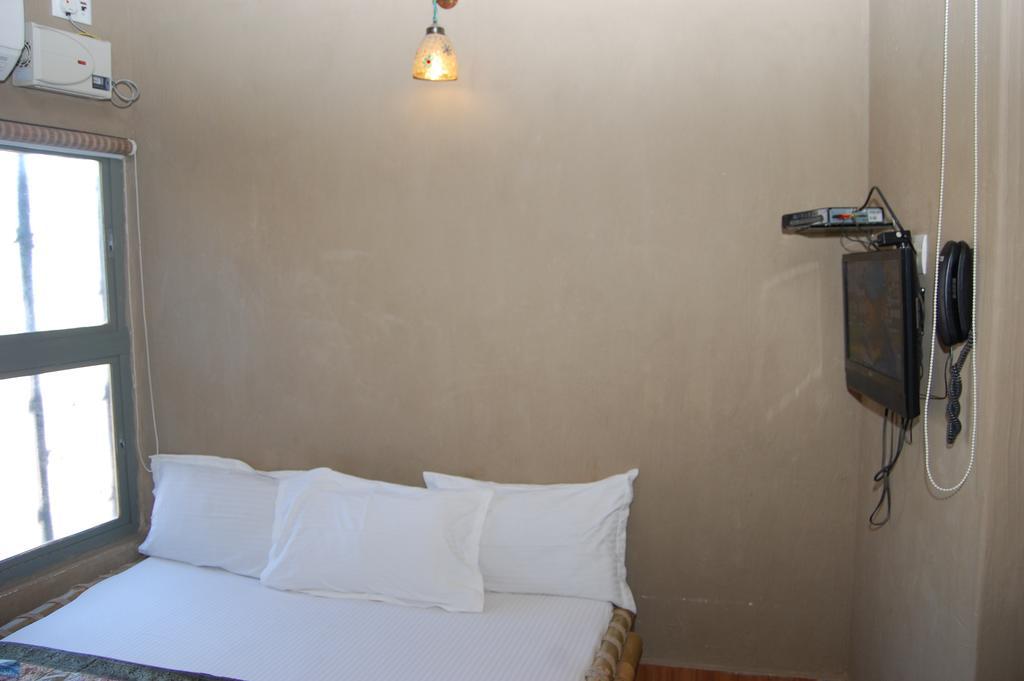 Shri Guest House Varanasi Quarto foto