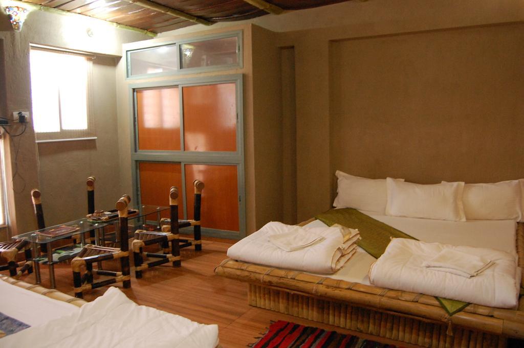 Shri Guest House Varanasi Quarto foto